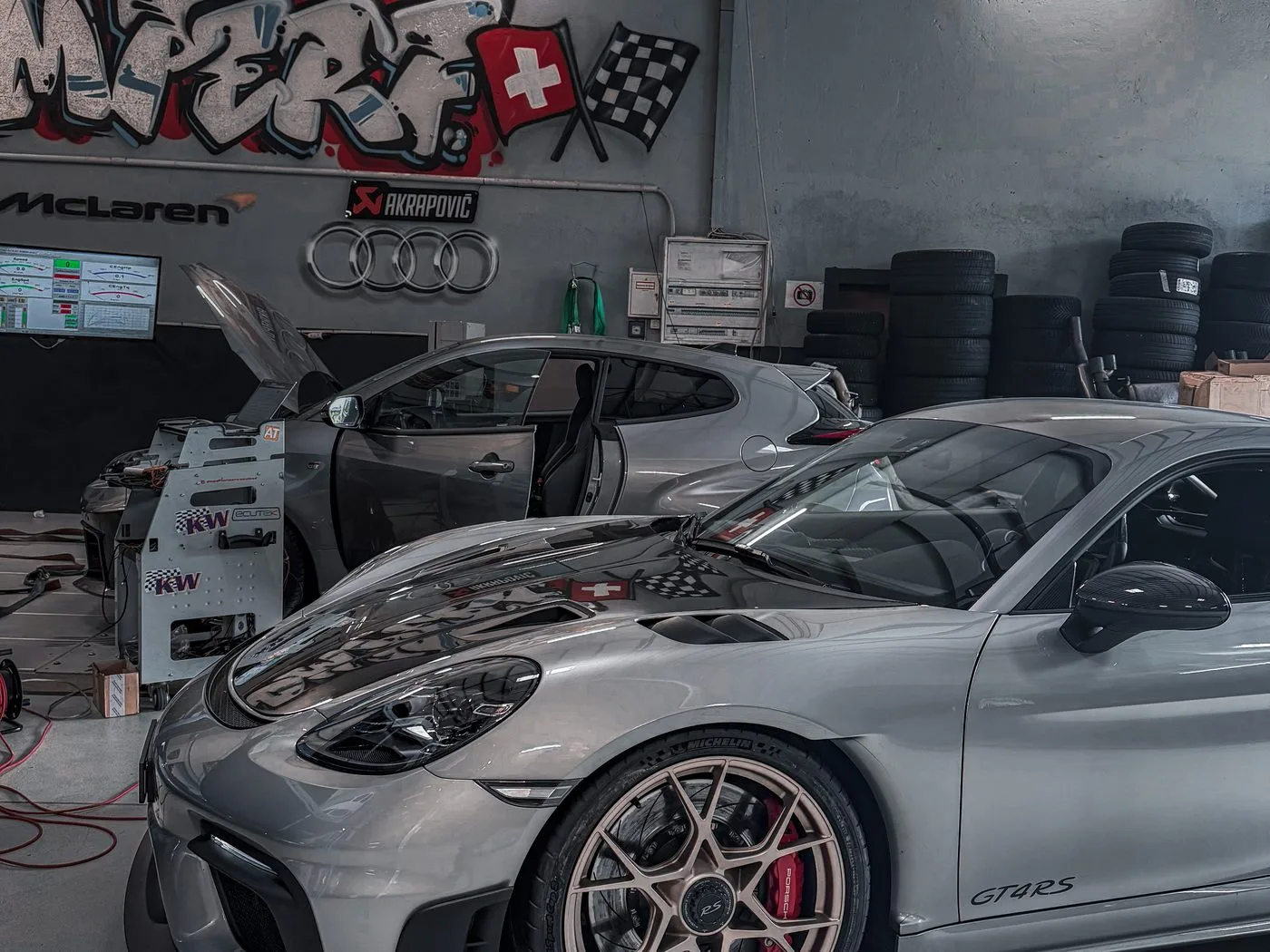 Porsche 718 Cayman GT4 RS