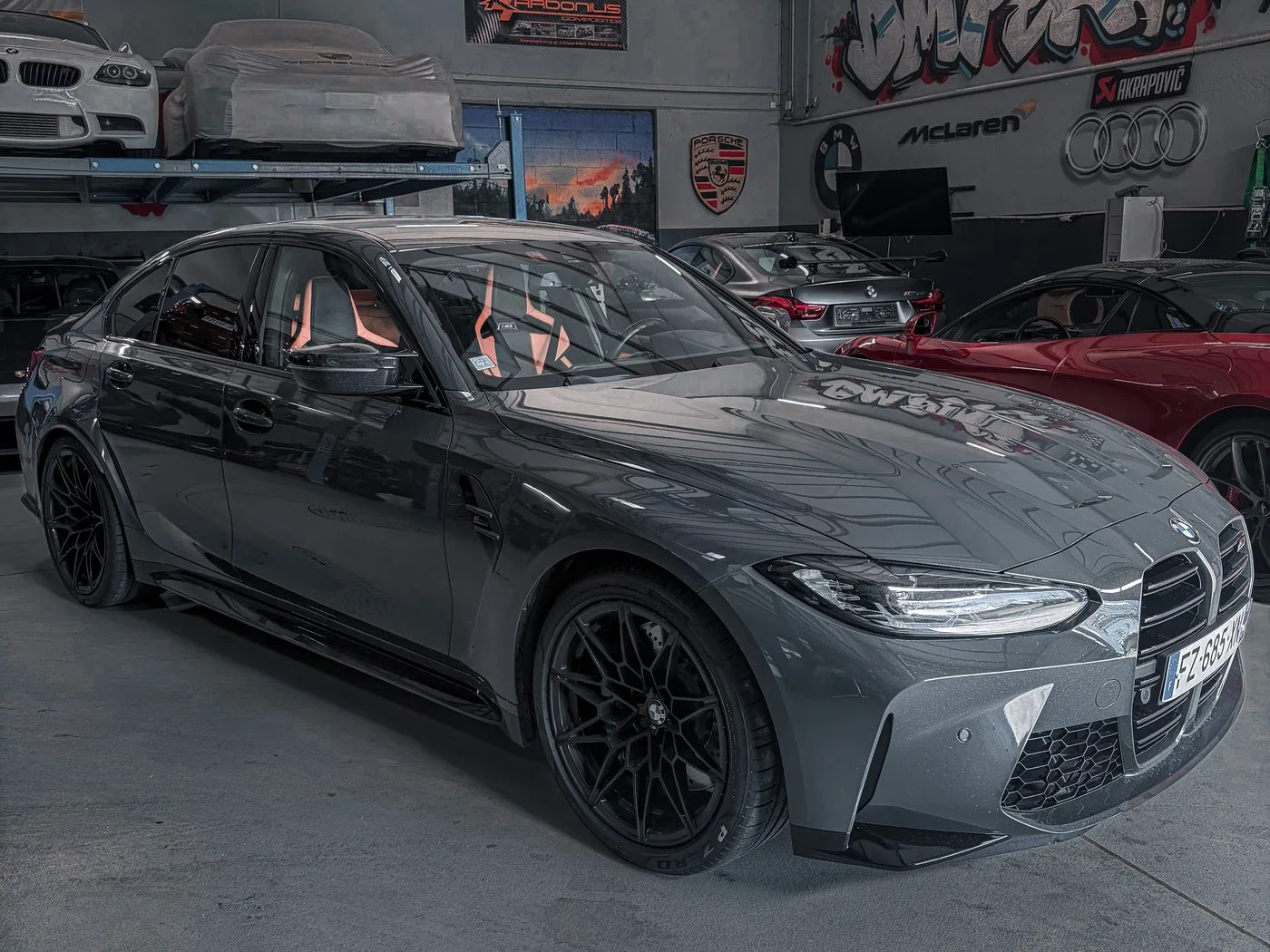 BMW M3 Competition dans l’atelier